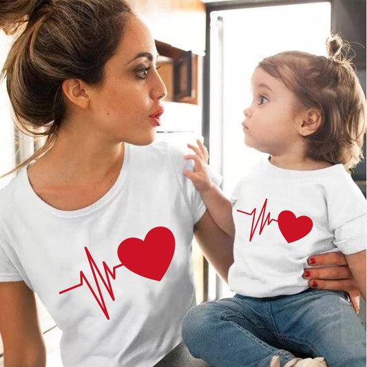 family matching clothes mommy and me t-shirt mother daughter red love funny printing mother and daughter tops